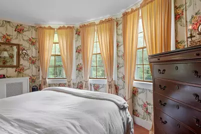 19 N Main St, Petersham, MA 01366 - Photo 23