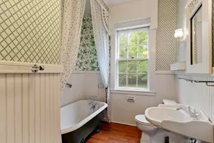 19 N Main St, Petersham, MA 01366 - Photo 33