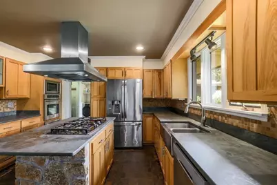 50 SW Main St, Douglas, MA 01516 - Photo 7
