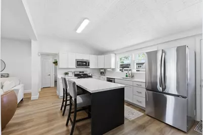 43 Sunridge Dr, Springfield, MA 01118 - Photo 9
