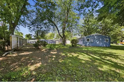 43 Sunridge Dr, Springfield, MA 01118 - Photo 33