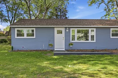 43 Sunridge Dr, Springfield, MA 01118 - Photo 3
