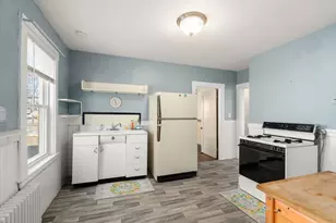 204-206 School St, Watertown, MA 02472 - Photo 5