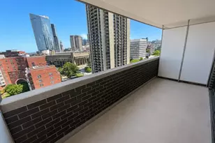 9 Hawthorne Pl, Boston, MA 02114 - Photo 3