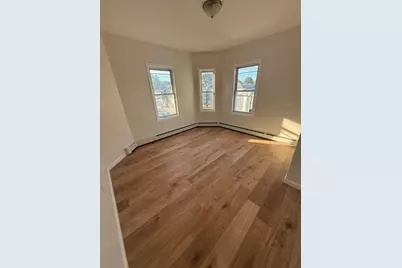 40 Coolidge #Front, Lawrence, MA 01843 - Photo 5