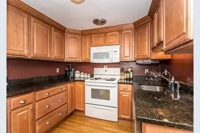 170 Ravenswood, Waltham, MA 02453 - Photo 7