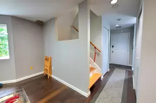 391 Hyde Park Ave, Boston, MA 02131 - Photo 21