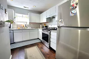 391 Hyde Park Ave, Boston, MA 02131 - Photo 17