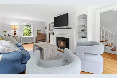 221 Central St, Hingham, MA 02043 - Photo 3