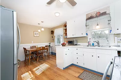 9 Orchard Dr, Paxton, MA 01612 - Photo 5