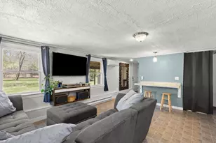 115 Maple St, Wenham, MA 01984 - Photo 31