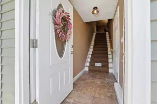 67 Terry Ln, Plainville, MA 02764 - Photo 3