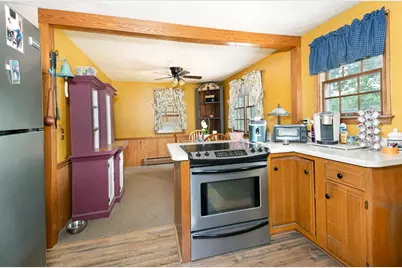 17 Shirley Rd, Shrewsbury, MA 01545 - Photo 9