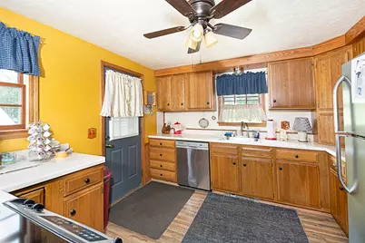 17 Shirley Rd, Shrewsbury, MA 01545 - Photo 7