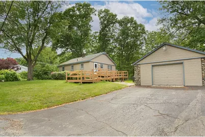 17 Shirley Rd, Shrewsbury, MA 01545 - Photo 3