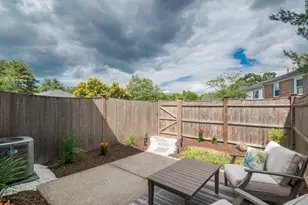 1175 Dickinson, Springfield, MA 01108 - Photo 13