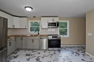 276 Spikenard Cir, Springfield, MA 01129 - Photo 7