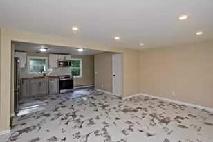 276 Spikenard Cir, Springfield, MA 01129 - Photo 13