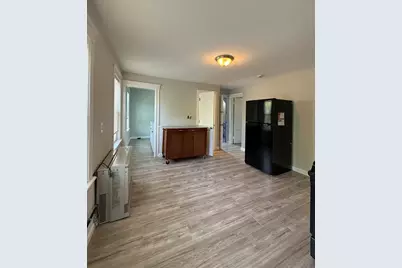 45 Elm St, Webster, MA 01570 - Photo 9