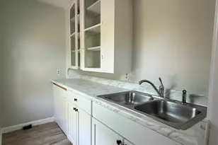 45 Elm St, Webster, MA 01570 - Photo 11