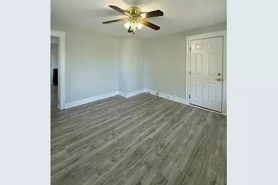 45 Elm St, Webster, MA 01570 - Photo 7