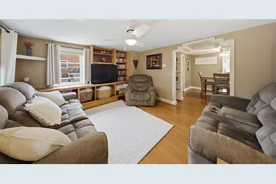 28 Fletcher St #28, Northbridge, MA 01588 - Photo 3