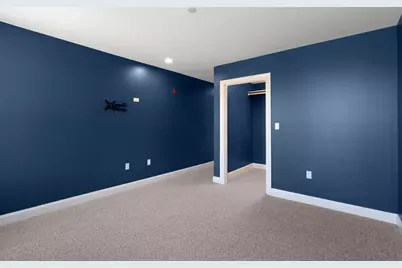 65 Chelsea St #304, Boston, MA 02129 - Photo 13