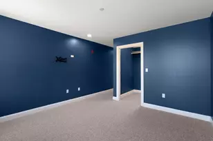 65 Chelsea St, Boston, MA 02129 - Photo 13
