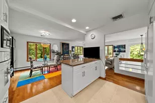 81 Goodale St, Peabody, MA 01960 - Photo 11