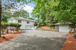 81 Goodale St, Peabody, MA 01960 - Photo 33
