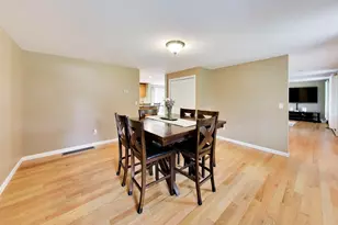 24 Meadow Ln, Hanson, MA 02341 - Photo 7