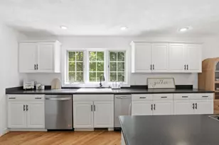 4 Farnham Cir, Andover, MA 01810 - Photo 7