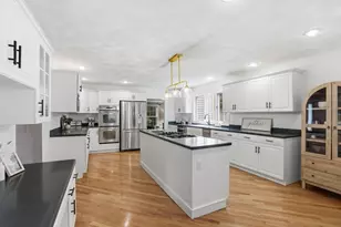 4 Farnham Cir, Andover, MA 01810 - Photo 5