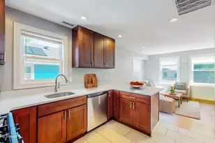 10-12 Rockledge St, Boston, MA 02119 - Photo 19