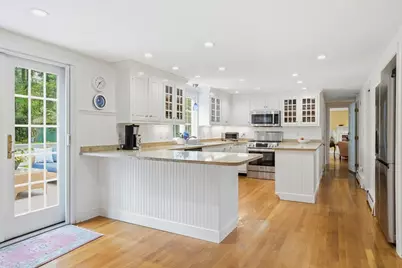 240 Evergreen St, Duxbury, MA 02332 - Photo 9