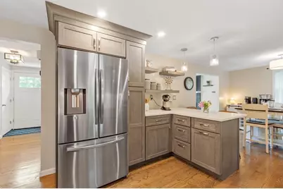 19 Brattle Street, Wilmington, MA 01887 - Photo 7