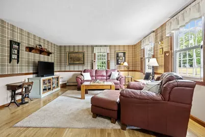 751 Washington St, Whitman, MA 02382 - Photo 9