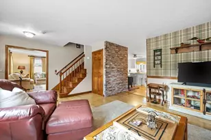 751 Washington St, Whitman, MA 02382 - Photo 9