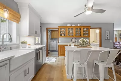 751 Washington St, Whitman, MA 02382 - Photo 17