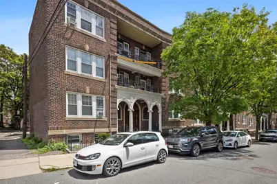 10 Melvin Ave #7, Boston, MA 02135 - Photo 9