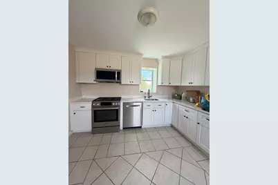 6 Edwards Place #2, Chelmsford, MA 01863 - Photo 3