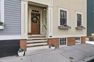 7 Mystic St, Boston, MA 02129 - Photo 3