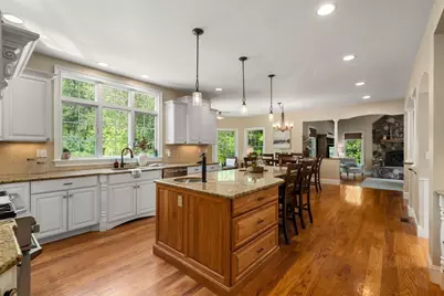 9 Freedom Dr, North Reading, MA 01864 - Photo 7