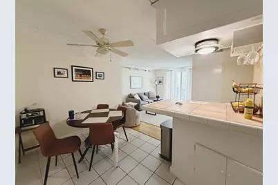 761 E 6th St #2, Boston, MA 02127 - Photo 3