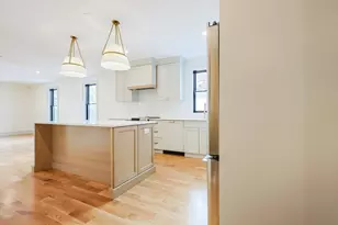 68 Rowe St, Boston, MA 02131 - Photo 7