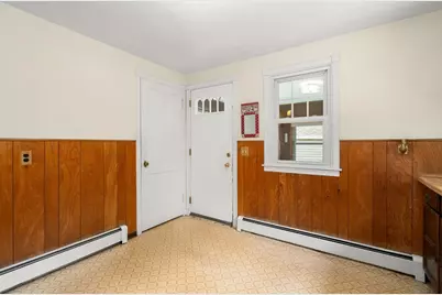 35 Queen Cir, South Hadley, MA 01075 - Photo 17