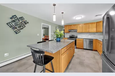7 Follette St, Grafton, MA 01519 - Photo 3