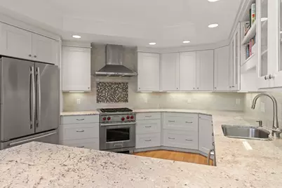 11 Leah Way #11, Andover, MA 01810 - Photo 3