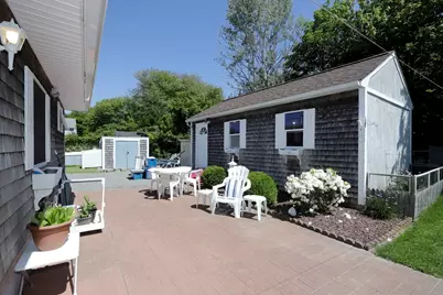 35 Point St, Fairhaven, MA 02719 - Photo 11