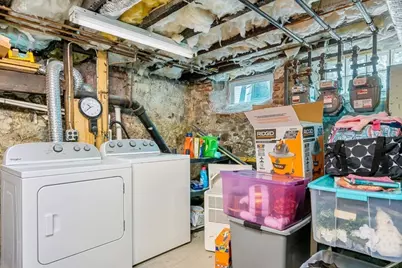 176 Bowen St #3, Boston, MA 02127 - Photo 17